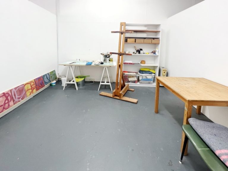STUDIO 10